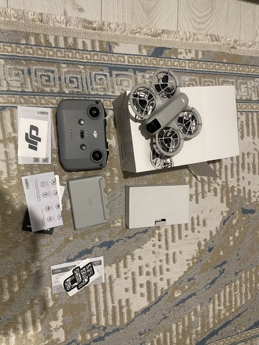 Дрон DJI Neo Combo Fly