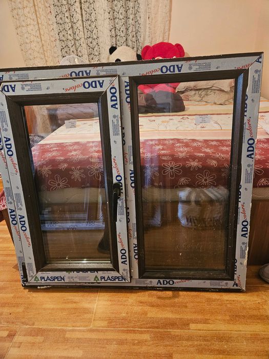 Usa mare cu pui,usa simpla si geamuri termopan mahon