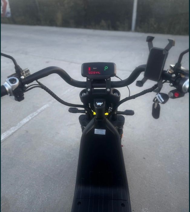 Scuter electric s701 sport  prețul este negociabil!