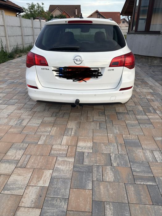 Vand opel astra j 2012