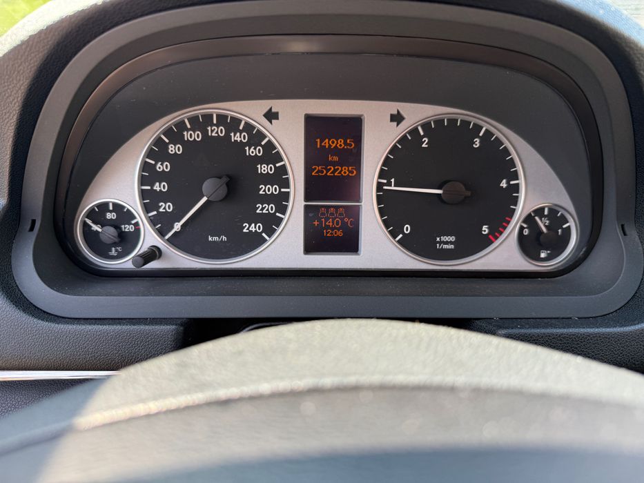 Vand Mercedes Benz B-class