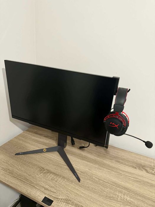 LG 27GR83Q-B IPS панел , 27 инча , 240hz, 1ms, QHD