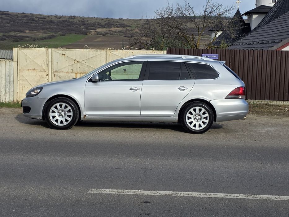 VOLKSWAGEN Golf VI Variant 2010 , 1,6 tdi  105 cp