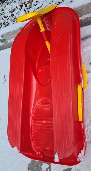 Детска шейна с кормило и спирачки