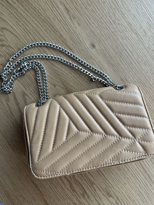 Дамска чанта на PULL&BEAR