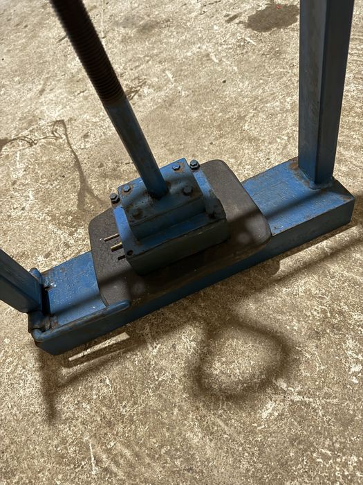 Presă vulcanizat la cald