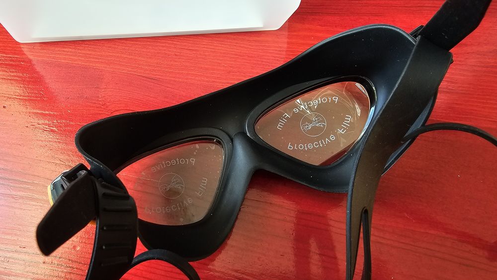 Нови HD очила за плуване