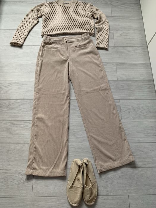 Pantaloni superbi
