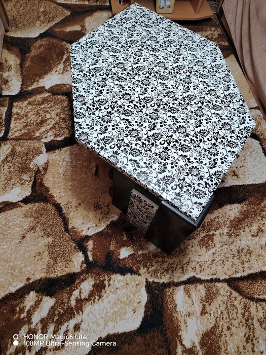 Măsuță pentru sufragerie