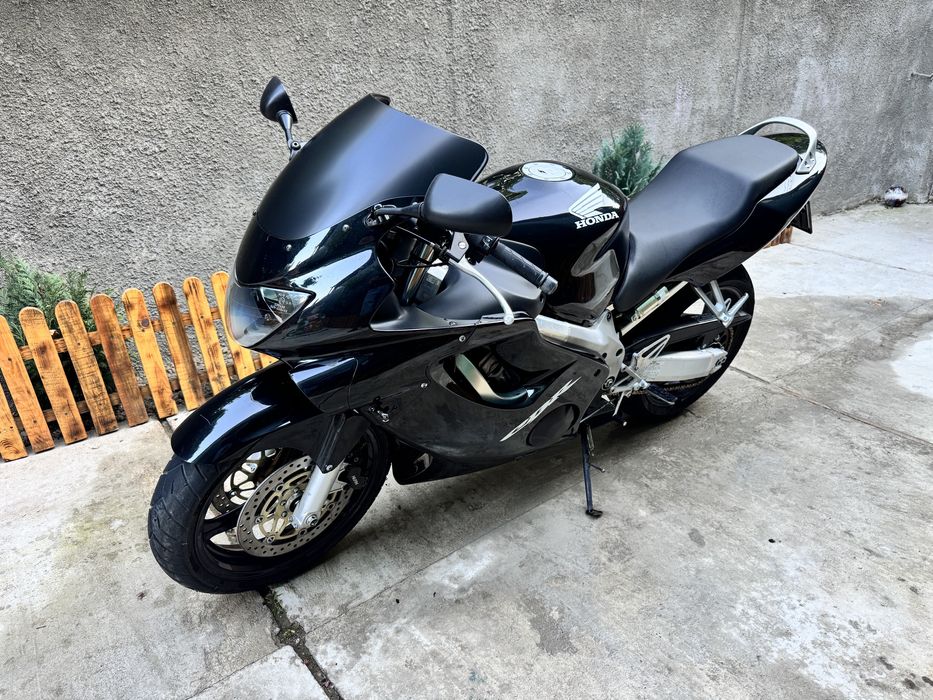 Honda cbr 600 an 2000