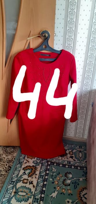 Продам платье  1000тг