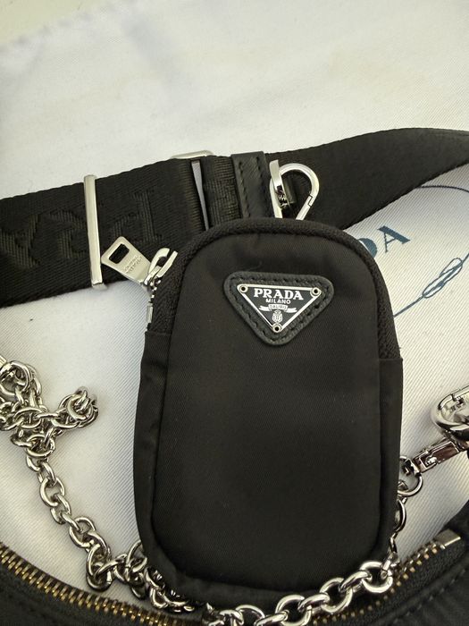 Чанта Prada Re-edition 2005