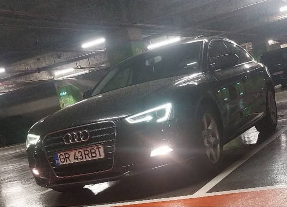 Audi A5.                  .