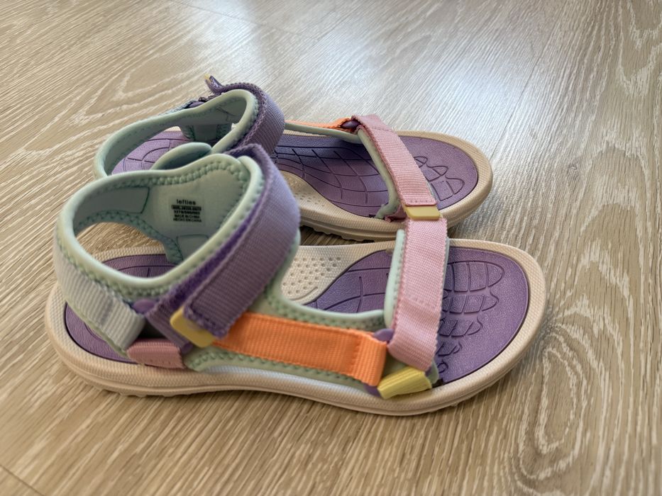 Детски сандали Lefties