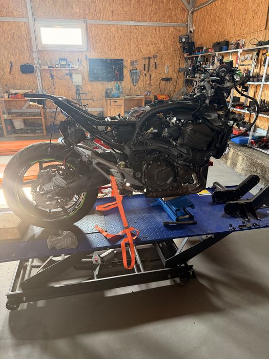 Kawasaki z800 ptr piese