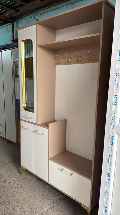 Прихожка для прихожий