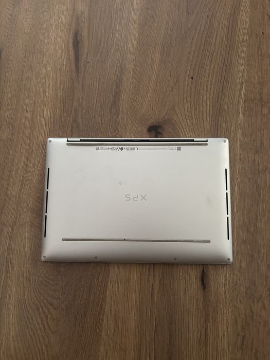 Dell xps 13 9320 Plus defect. Procesor i7-1360p . 32 gb ram DDR5