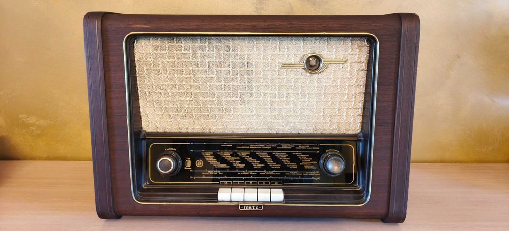 Radio Vintage lampi Metz 304W – Germania (1952–1954)