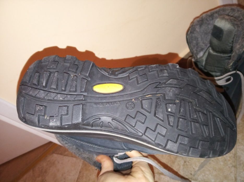 Детски/дамски туристически боти от набук. Gritex -36 и 39 номер