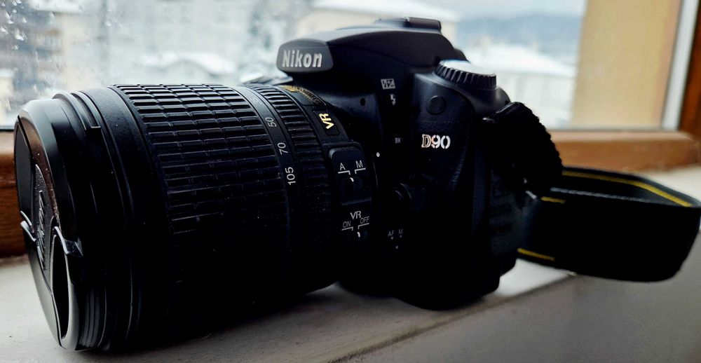 Nikon D90 + Обектив + Батерия + Зарядно + Карта