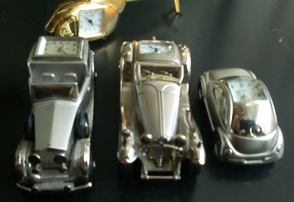 Ceas mini, (12 bucati), Anglia, diferite modele, functionale, 2 cm,.