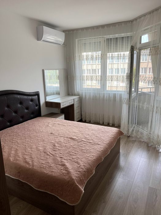 Дава се под наем Тристаен апартамент в Пловдив, Каменица 1 - 100 кв.м за 550 € - Снимка #3