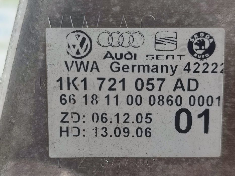 Pedala frana 1K1721057AD Volkswagen VW Golf 5 [2003 - 2009] 1.9 tdi B