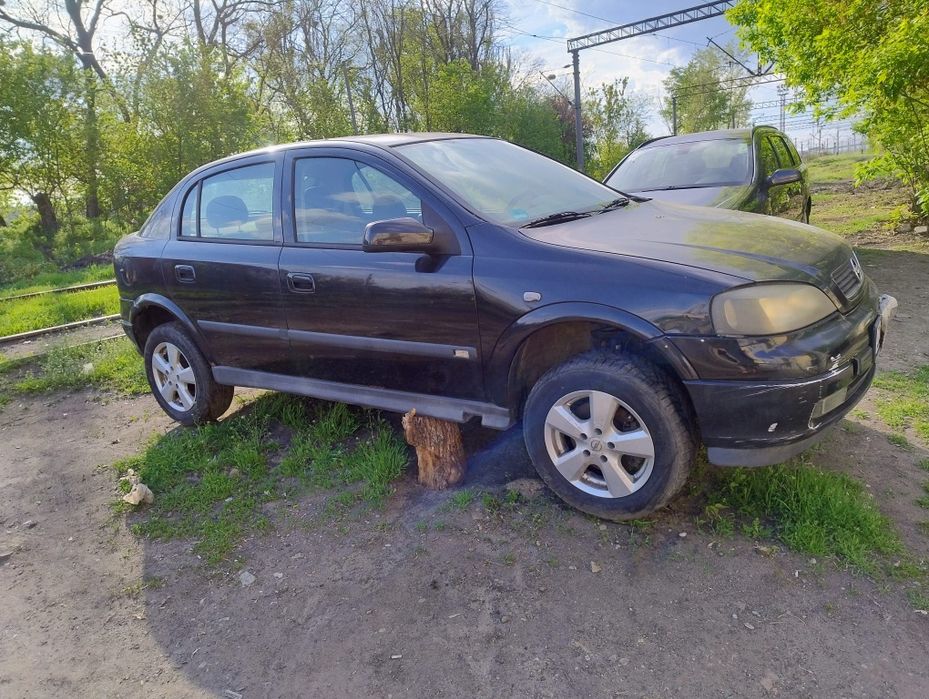 Vand / dezmembrez OPEL ASTRA G 2004