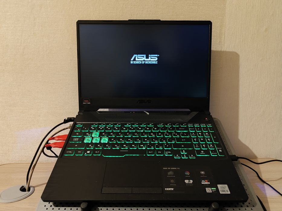 Продам игровой ноутбук Asus