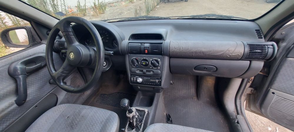 Opel corsa 1.5 isuzu 1994