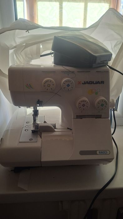 Оверлог бытовой.