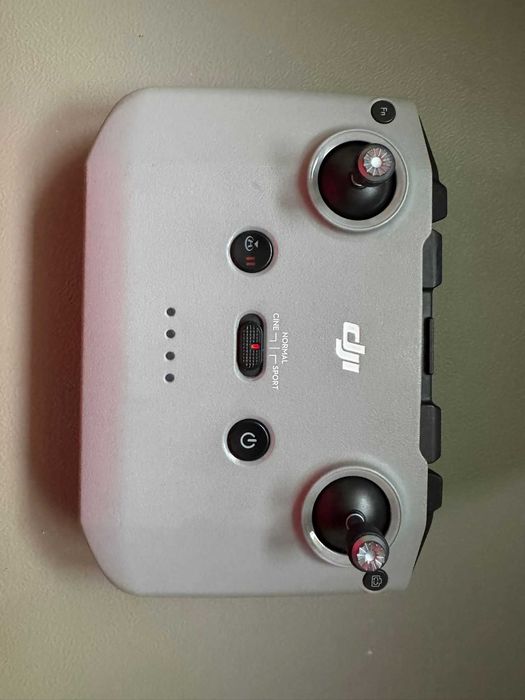 Telecomanda DJI RC