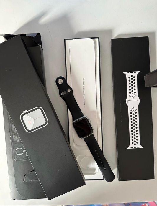 Смарт часы APPLE Watch Nike SE, 40mm
