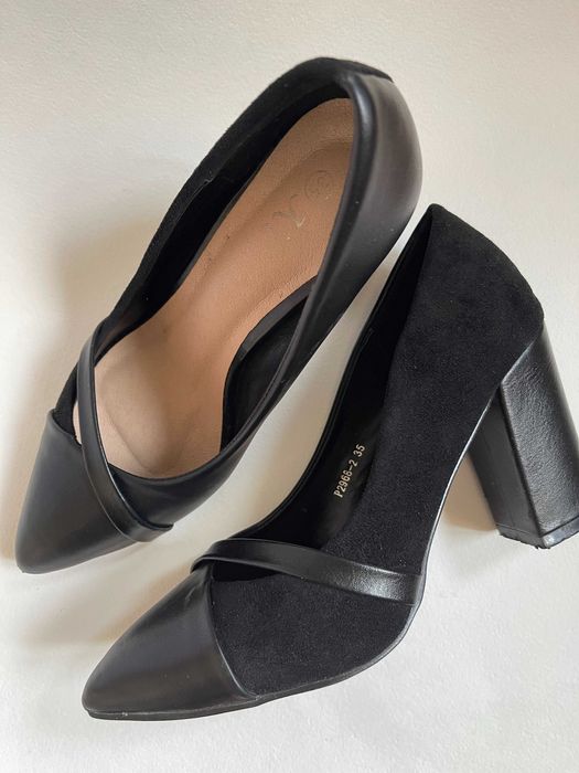 Красивые туфли на каблуках