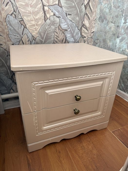 Продам спальный гарнитур