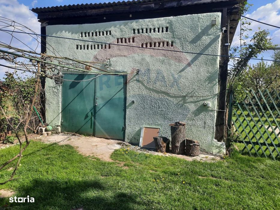 Casă langa Fagaras cu teren de 1836mp si parau in spatele curtii
