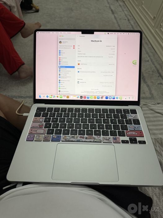 Macbook air 13,6 8/256
