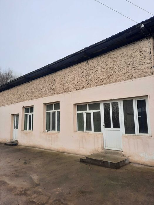 Срочно продаётся нежилое помешение 134 сотк