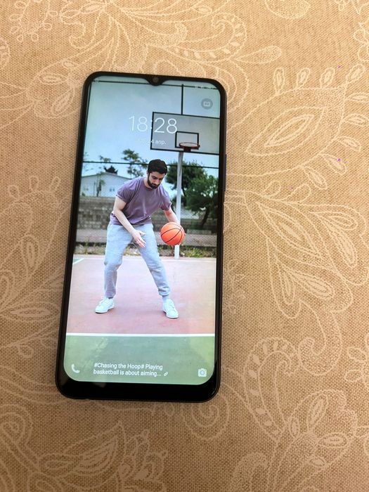 Мобильные телефоны