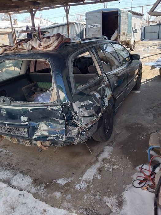 Продам опель омега универсал