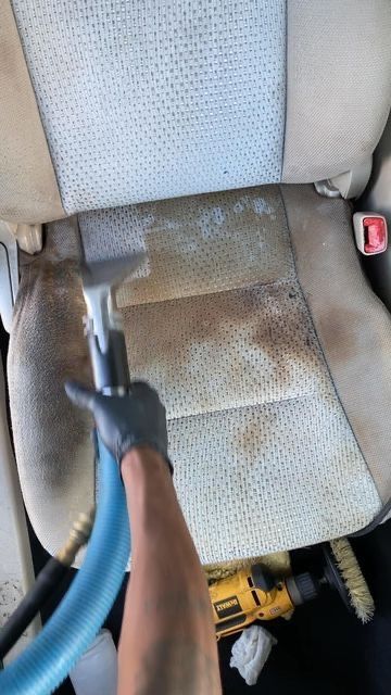 Curatare tapiterii auto canapele si saltele Bucuresti