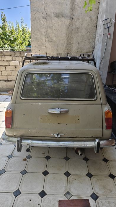 Lada 2102 sotiladi