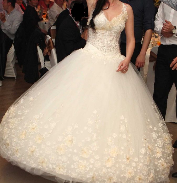 Rochie de mireasa - stil printesa