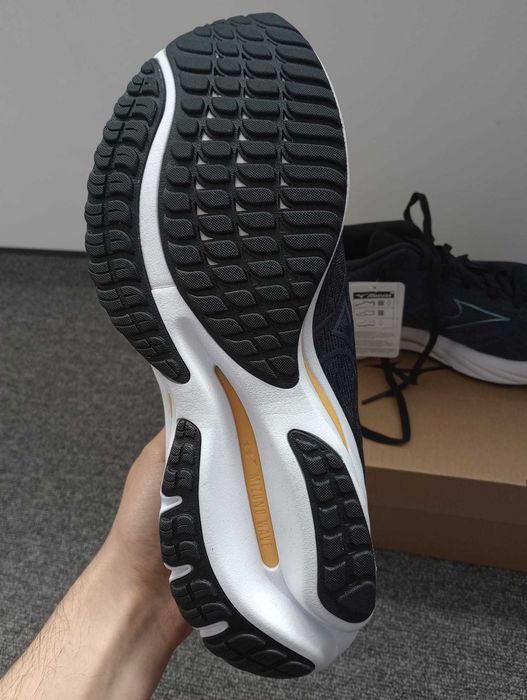 Mizuno Обувки за бягане Wave Rider 26, 42 EU