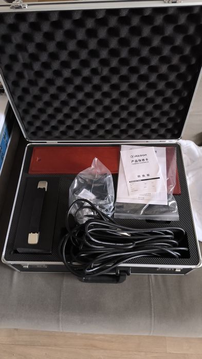 Alctron BV563 - microfon studio pe lampa