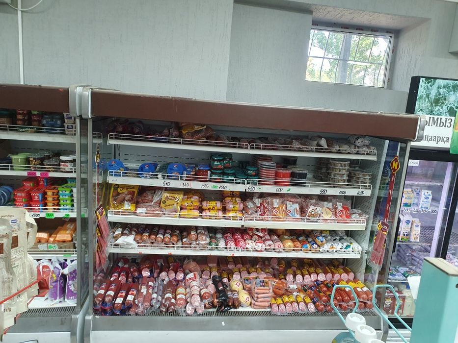 Холодильник для магазина