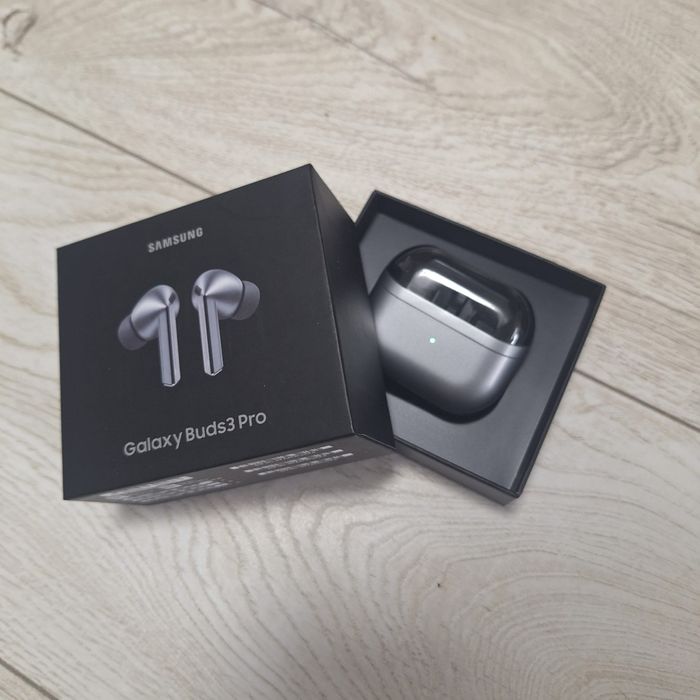 Samsung Galaxy Buds 3 Pro argintii