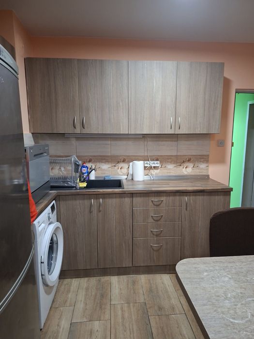 Под. наем апартамент 61 м2 панел