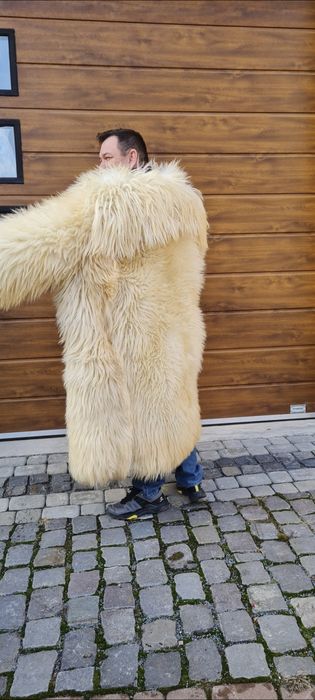 Cojoc, suman, bundă, bitușă, cu mănecă tradiții !