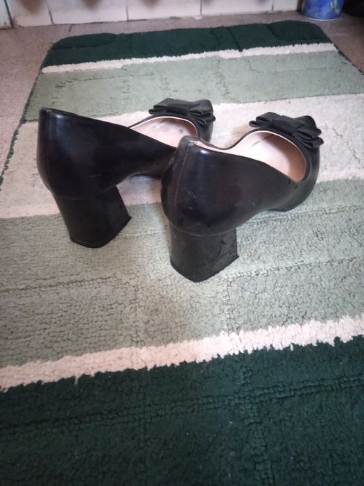 Черни дамски обувки